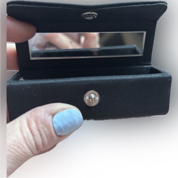 Lipstick case with mirror - Picture 1 of 2